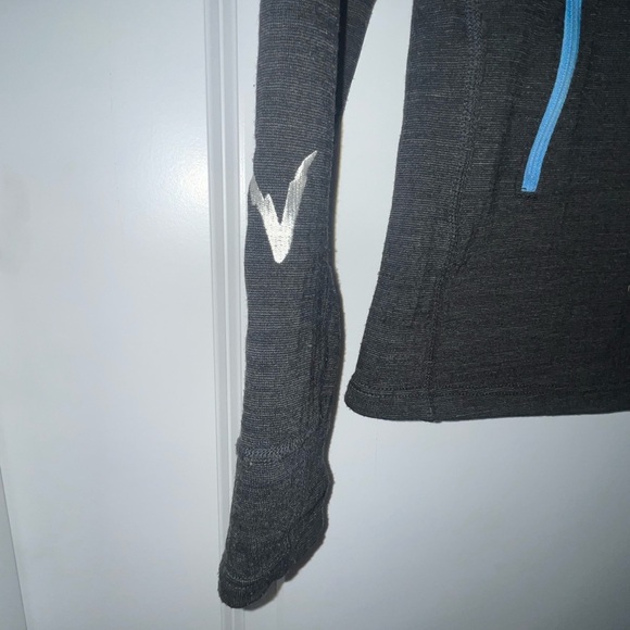 Voormi women’s High-E Hoodie 1/4 Zip Up Wool Blend jacket - Picture 3 of 6